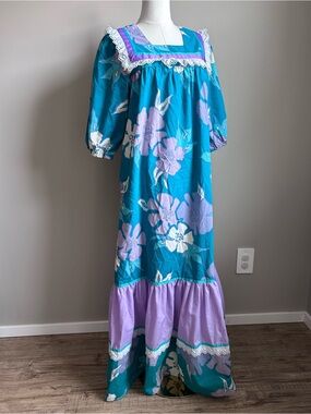 vintage 1970s Hawaiian muumuu dress teal floral print purple ruffle puff sleeves